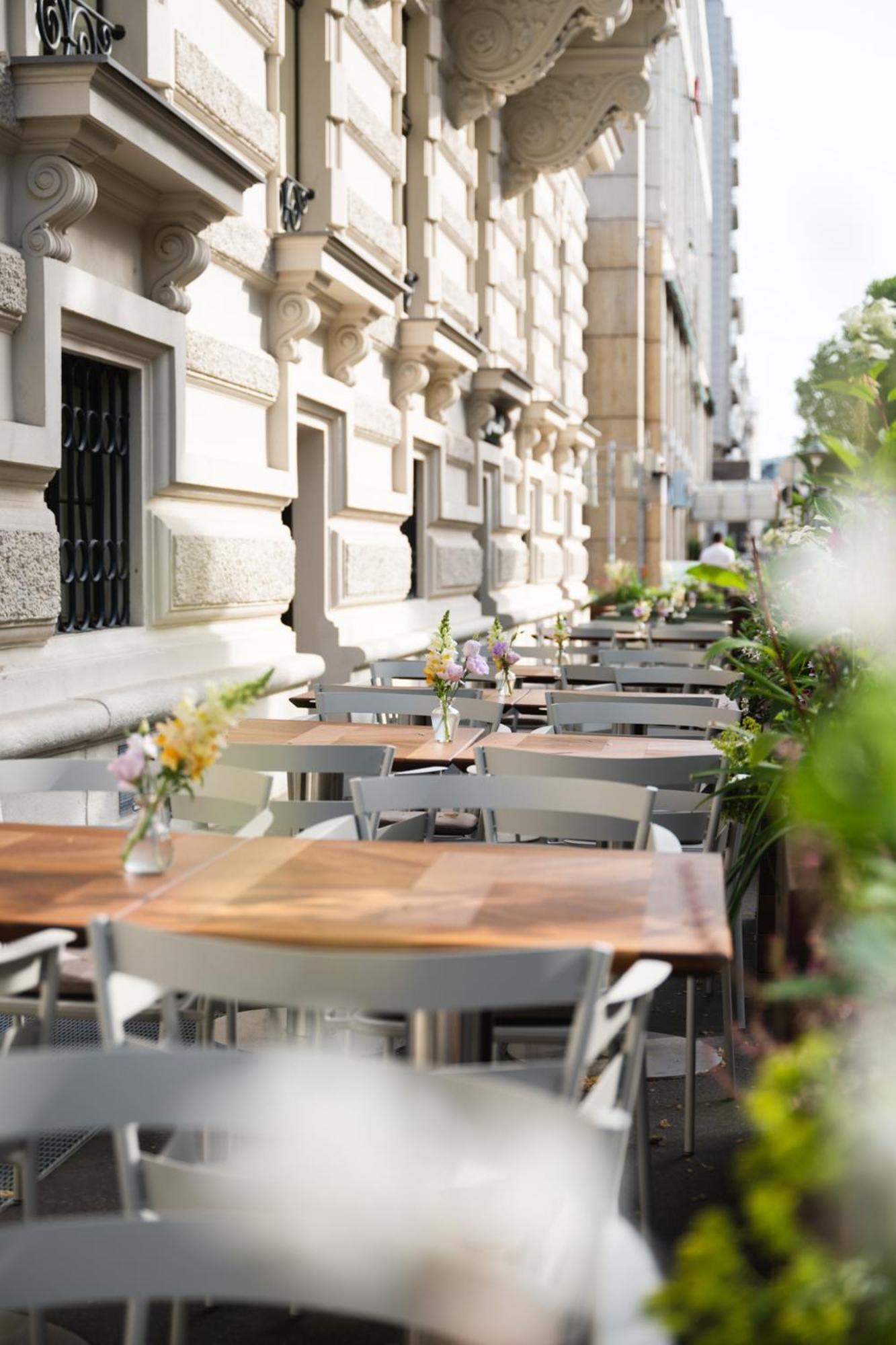 ホテル Almanac Palais ウィーン エクステリア 写真 The Terrace at The Ivy, St John's Wood